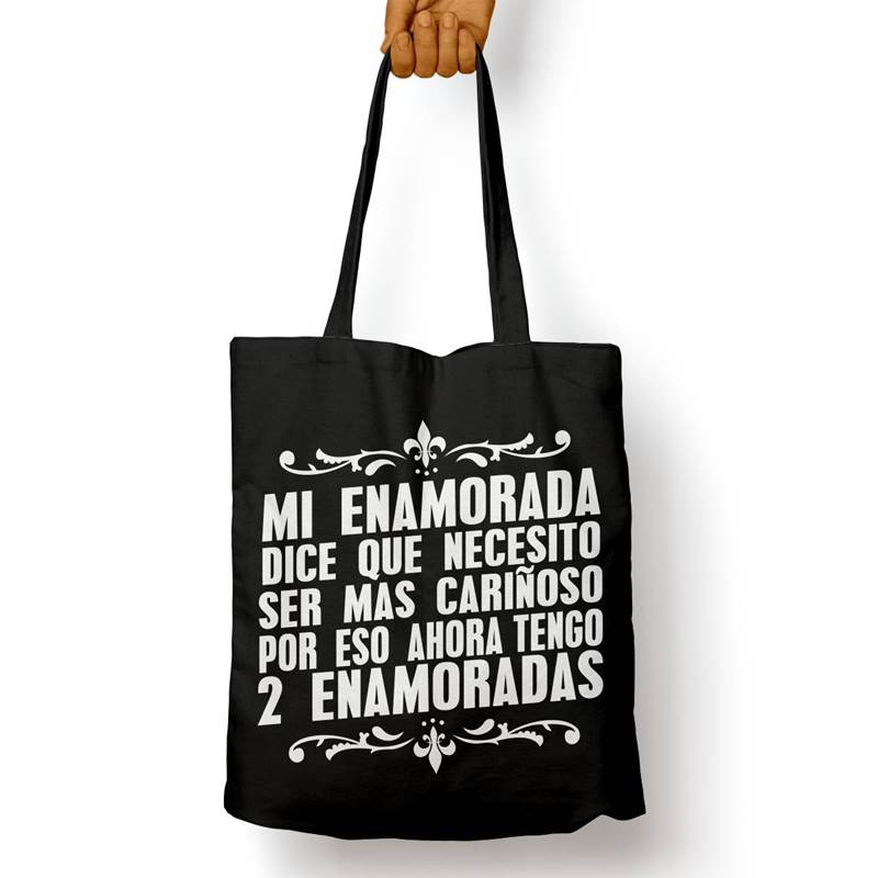 Bolso Básico Tengo 2 Enamoradas (D0971 Boleto.Store)